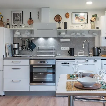 Reetdachhaus Schorsch Ferienhaus